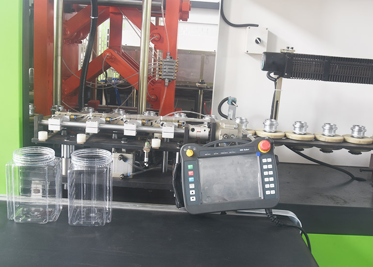 Which 6-cavity blow molding machine manufacturer is better? what is the price?